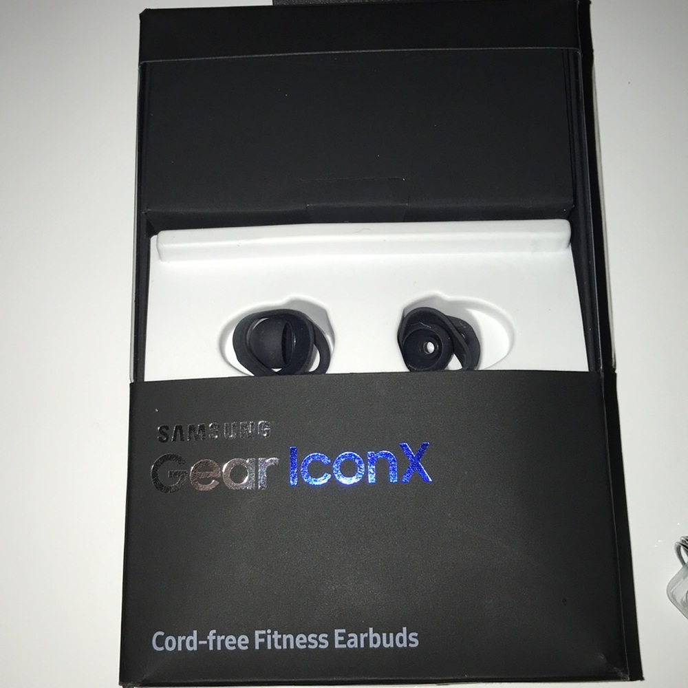 Samsung Gear IconX